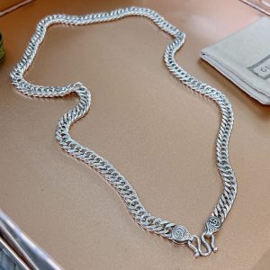 グッチ アクセサリー 人気