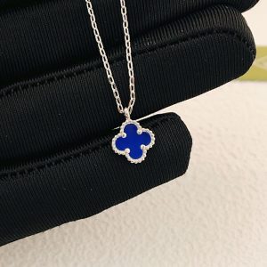 ヴァンクリーフ ネックレス 人気
