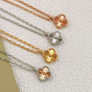 芸能人 愛用 ネックレス レディース