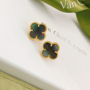 ピアス 可愛い 安い ブランド