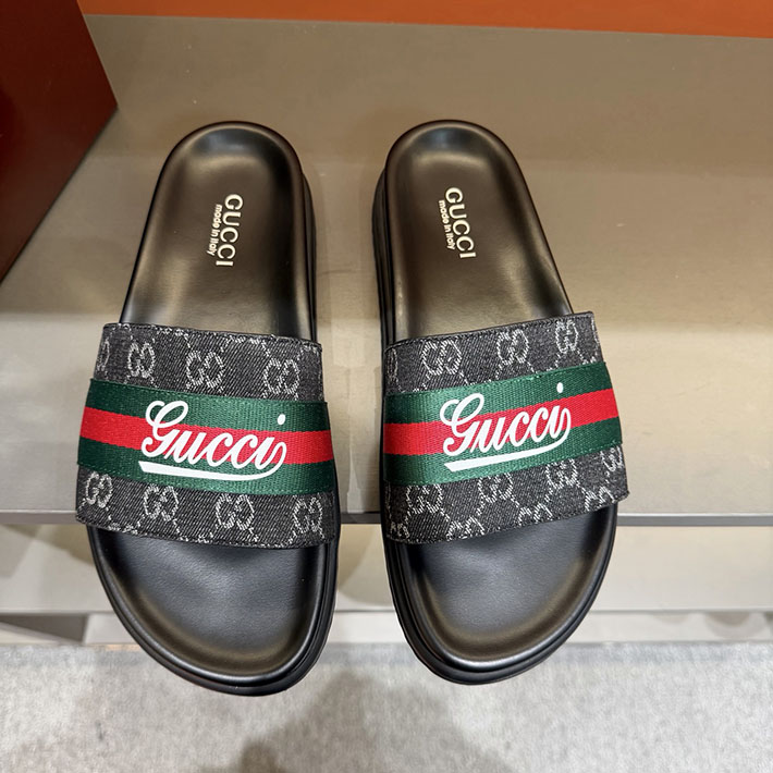 グッチ直営アウトレット店 GUCCI ラバーメンズ スライドサンダル シューズ 2629081 グッチ サンダル メンズ - 画像 (4)