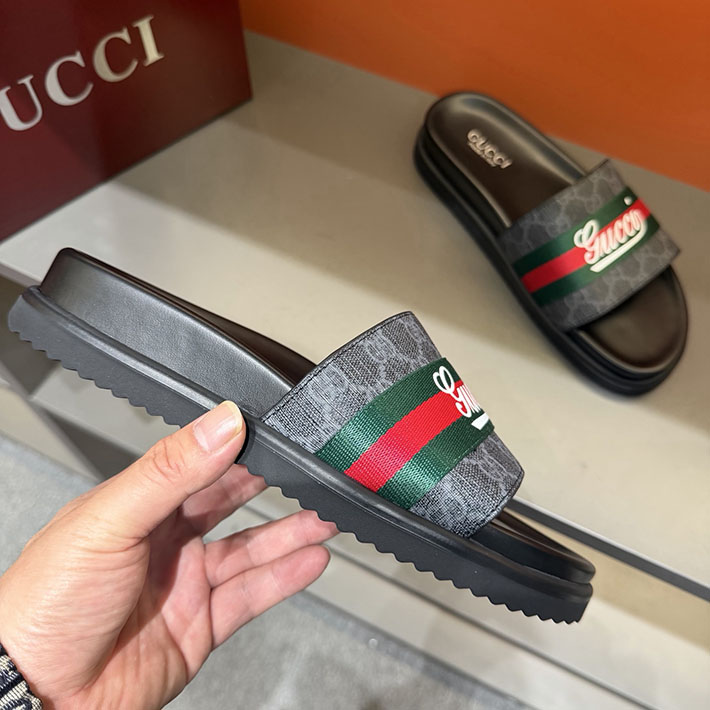 グッチ直営アウトレット店 GUCCI ラバーメンズ スライドサンダル シューズ 2629084 グッチサンダル値段 - 画像 (7)