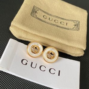 グッチ ピアス アウトレット