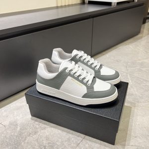 サンローラン スニーカー 安い