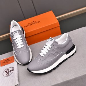 エルメス スニーカー 新作