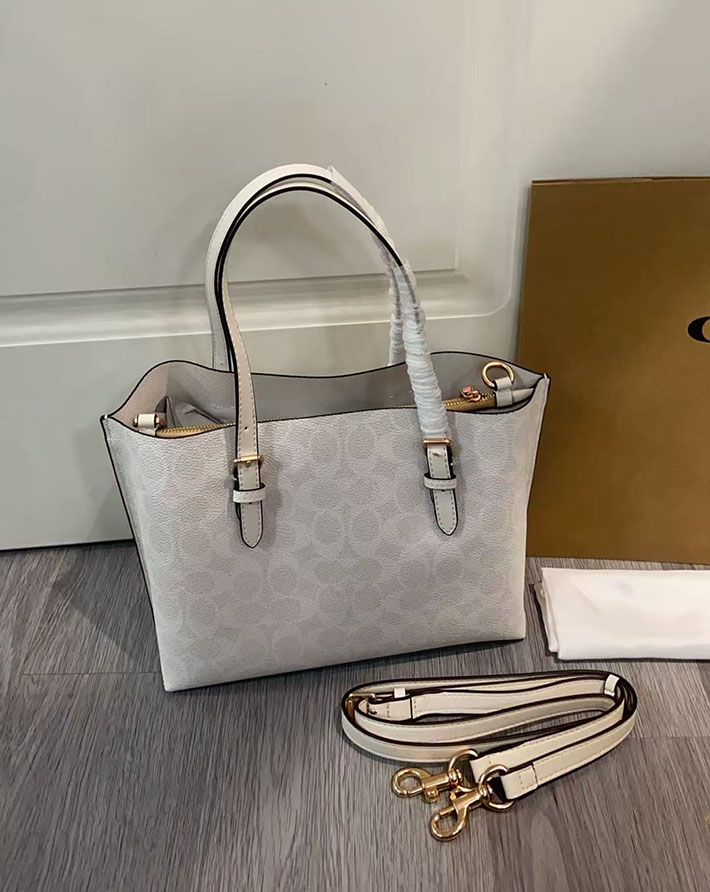 最高級コーチスーパーコピー COACH モリー トート バッグ 25 シグネチャー キャンバス スヌーピー チョークマルチ 2629235 コーチ トートバッグ アウトレット - 画像 (9)