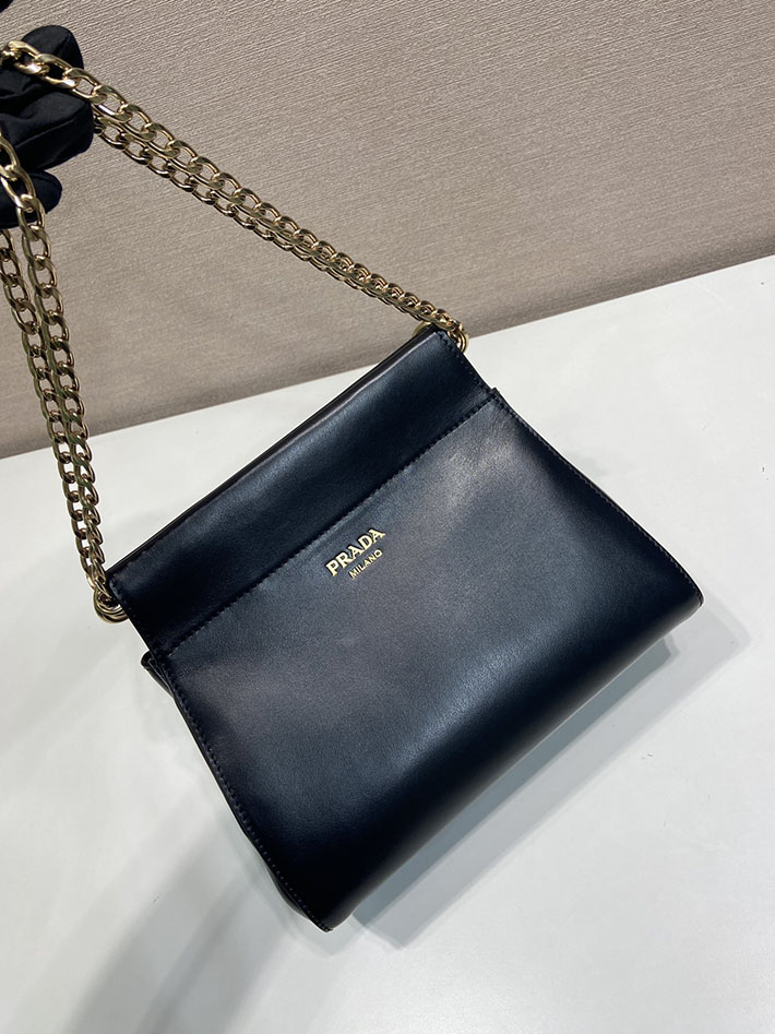 プラダ バッグ レディース PRADA アンシェネ レザー ミニバッグ ショルダーバッグ ブラック 1BC263_2HIA_F0002 プラダ バッグ 新作 - 画像 (9)