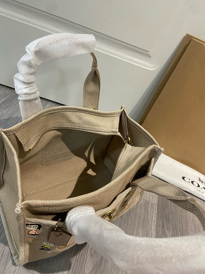 最高級コーチスーパーコピー COACH スヌーピー ピーナッツ コラボ トート バッグ ショルダーバッグ ベージュ 2629324 コーチ トートバッグ キャンバス - 画像 (3)