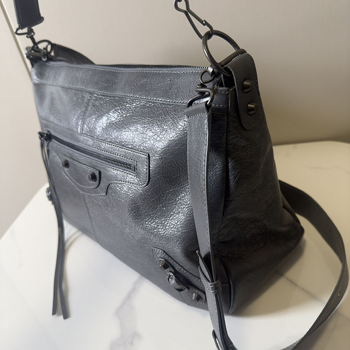 バレンシアガ バッグ 人気 レディース BALENCIAGA Le City Moto Medium leather shoulder bag グレー 2629368 バレンシアガ バッグ 安い - 画像 (8)
