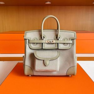 バーキン カーゴ 25 定価