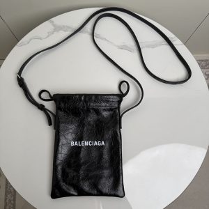 バレンシアガ バッグ ショルダー メンズ