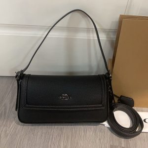 コーチ バッグ 黒 アウトレット