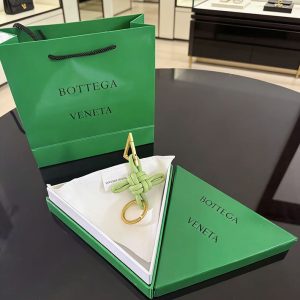 ボッテガ キーリング 値段