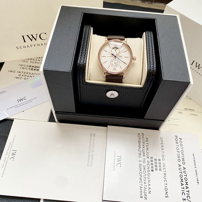 最高級IWCスーパーコピー IWC時計コピー ポートフィノ ハンドワインド ムーンフェイズ 41mm 2629706 IWC ポート フィノ クロノグラフ - 画像 (10)