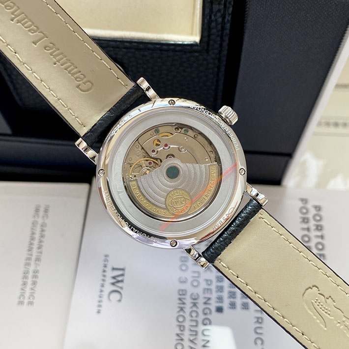 最高級IWCスーパーコピー ポートフィノ オートマティック ポインター デイト ローレウス スポーツ フォー グッド 2629718 IWC 時計 値段 - 画像 (5)