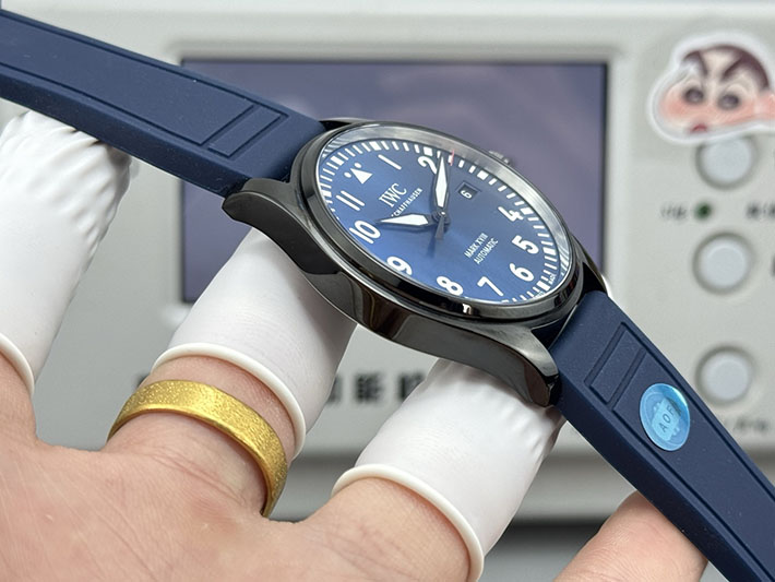 最高級IWCスーパーコピー パイロットウォッチ オートマティック 41 トップガン レイク・タホ 2629735 IWC 並行輸入 - 画像 (5)