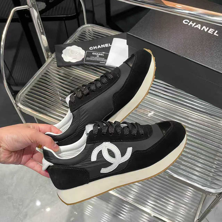 レディース 最高級シャネルスーパーコピー CHANEL 2026年春夏 新作 CC ランニング スニーカー 2629756 シャネル スニーカー 人気 - 画像 (9)