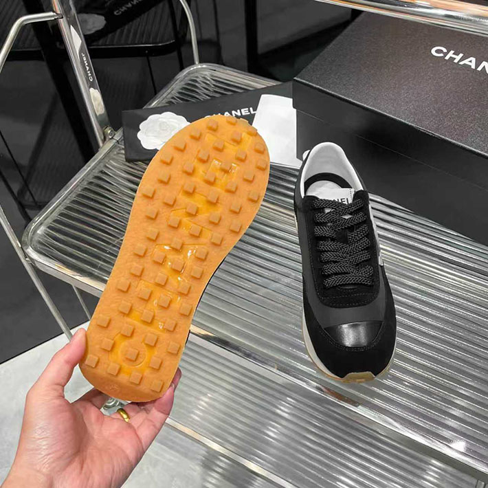 レディース 最高級シャネルスーパーコピー CHANEL 2026年春夏 新作 CC ランニング スニーカー 2629756 シャネル スニーカー 人気 - 画像 (6)