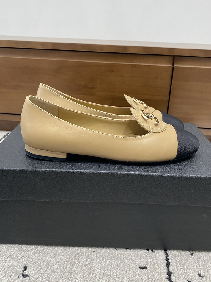 最高級シャネルスーパーコピー CHANEL 2026年春夏 新作 ローファー CCロゴ カーフスキン グログラン 2629816 シャネル ローファー 新作 - 画像 (8)