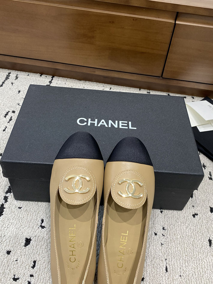 最高級シャネルスーパーコピー CHANEL 2026年春夏 新作 ローファー CCロゴ カーフスキン グログラン 2629816 シャネル ローファー 新作 - 画像 (6)