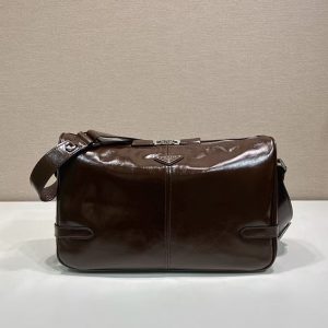 プラダ 斜 めがけ バッグ アウトレット