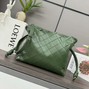 ロエベ バッグ ショルダー