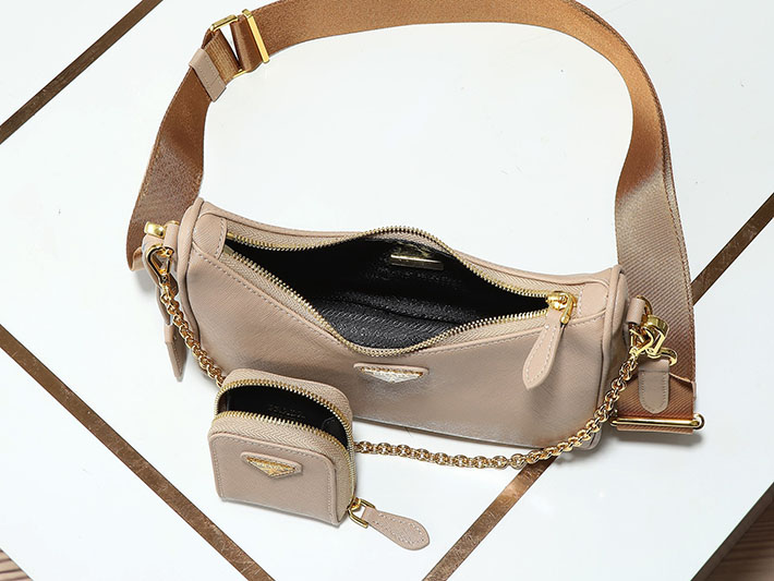プラダ バッグ レディース PRADA Re-Edition 2005 サフィアーノレザー バッグ カメオベージュ 1BH204_NZV_F0MUH プラダ バッグ アウトレット - 画像 (3)
