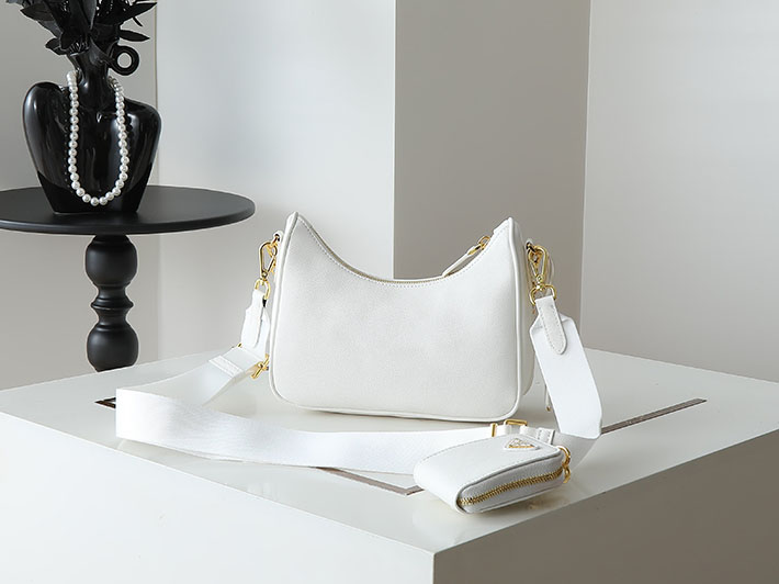 プラダ バッグ レディース PRADA Re-Edition 2005 サフィアーノレザー バッグ ホワイト 1BH204_NZV_F0CHZ レディース プラダ バッグ - 画像 (8)