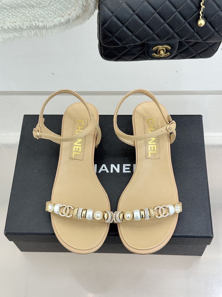 最高級シャネルスーパーコピー CHANEL ラインストーンロゴヒール サンダル 靴 スウェード ベージュ 2631084 シャネル 靴 アウトレット - 画像 (8)