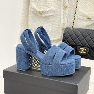 シャネル サンダル 厚底