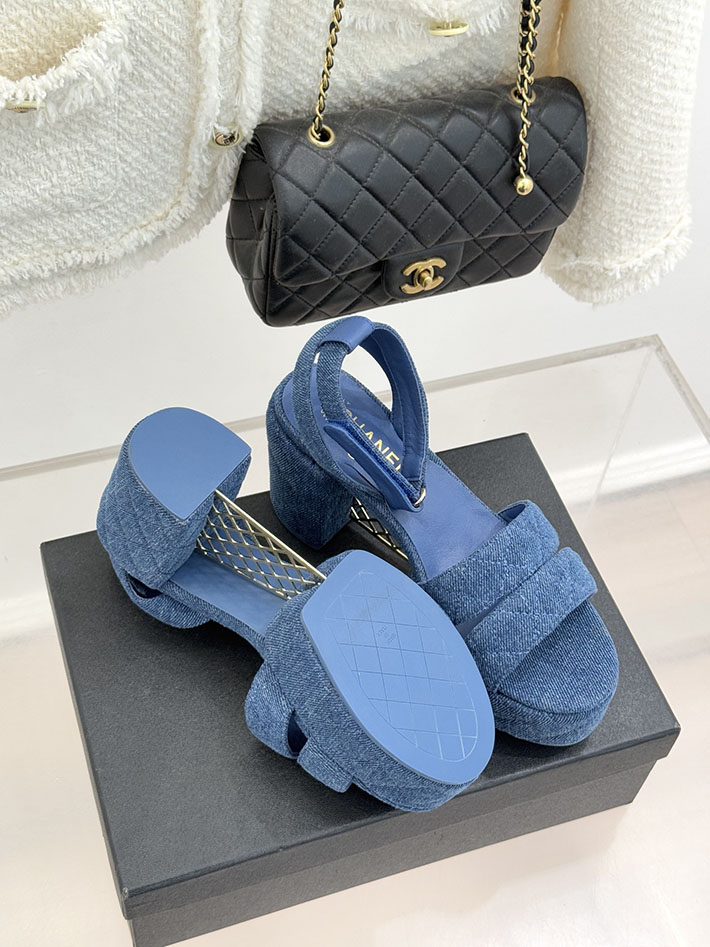 最高級シャネルスーパーコピー CHANEL シースルー スポーツ サンダル 厚底 レディース ブルー 2631088 シャネル サンダル 厚底 - 画像 (2)