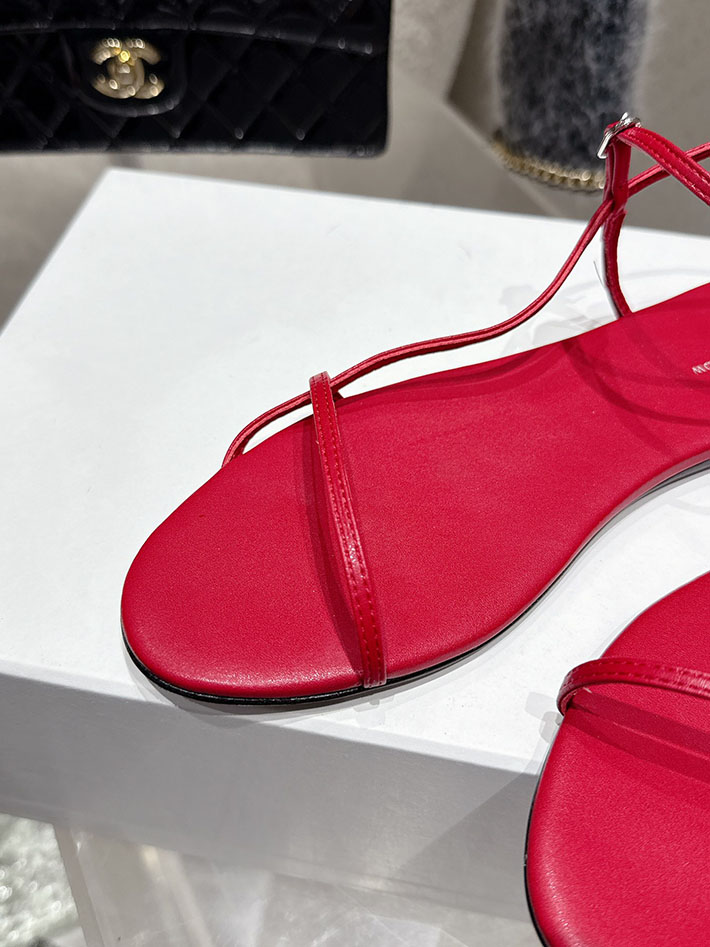 最高級ザロウスーパーコピー THE ROW Bare Sandal サンダル ナローTストラップ レディース レッド 2631157 THE ROW アウトレット 店舗 - 画像 (6)