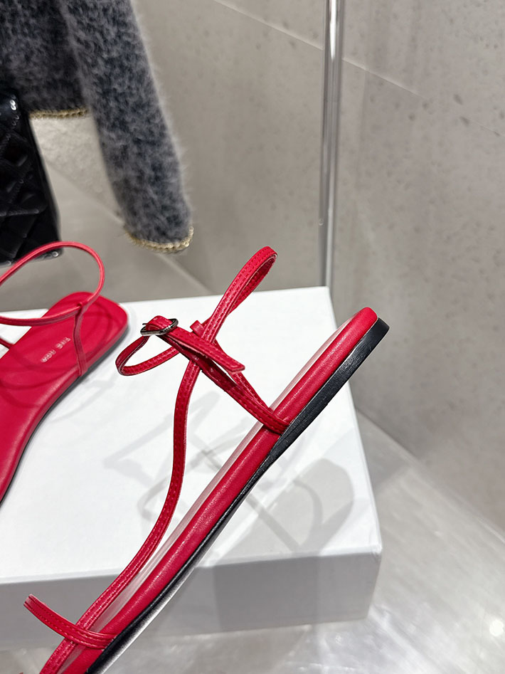 最高級ザロウスーパーコピー THE ROW Bare Sandal サンダル ナローTストラップ レディース レッド 2631157 THE ROW アウトレット 店舗 - 画像 (4)