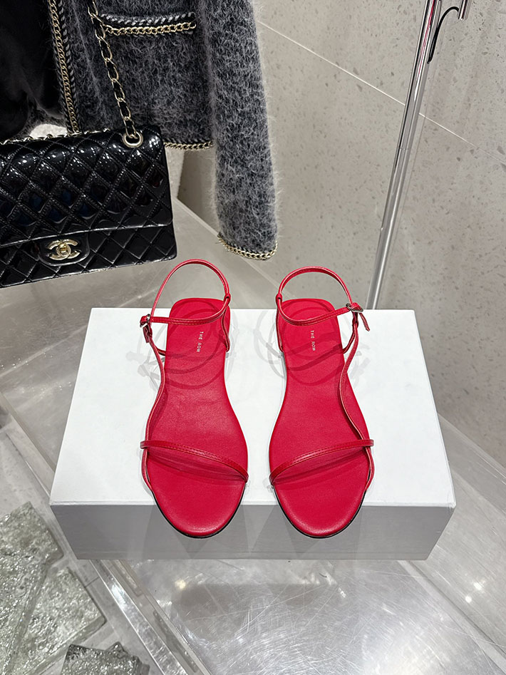 最高級ザロウスーパーコピー THE ROW Bare Sandal サンダル ナローTストラップ レディース レッド 2631157 THE ROW アウトレット 店舗 - 画像 (2)