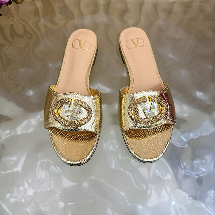 最高級ヴァレンティノスーパーコピー VALENTINO サンダル Vロゴ レディース 2026年春夏 新作 2631236 ヴァレンティノ 靴 サンダル - 画像 (8)