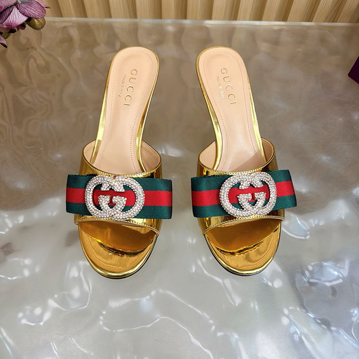 グッチ直営アウトレット店 GUCCI 2026年春夏 新作 サンダル ミュール シェリーライン ゴールド 2631247 グッチ サンダル 新作 - 画像 (6)