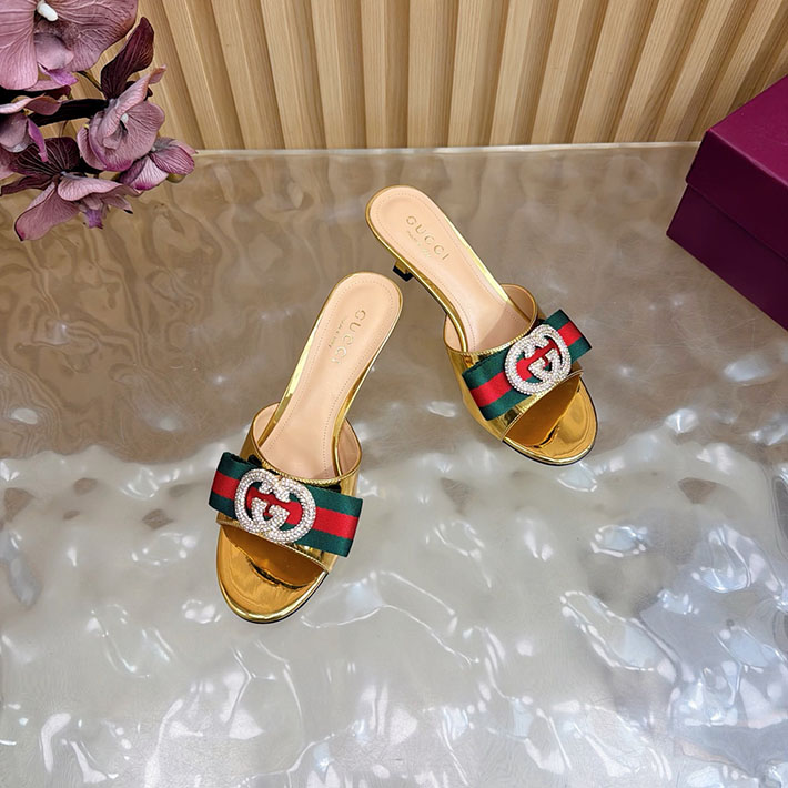 グッチ直営アウトレット店 GUCCI 2026年春夏 新作 サンダル ミュール シェリーライン ゴールド 2631247 グッチ サンダル 新作 - 画像 (5)