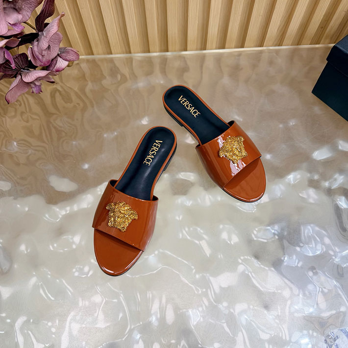 最高級ヴェルサーチェスーパーコピー VERSACE レザーサンダル 本革 2026新作 通販 オレンジ 2631290 ヴェルサーチ 大阪 高島屋 - 画像 (6)