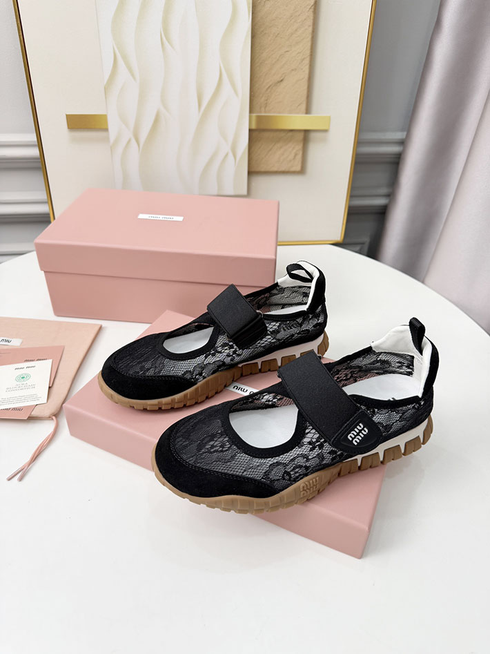 レディース ミュウミュウ MiuMiu 2026年春夏 新作 Tyre フラットシューズ 靴 バレリーナ ブラック 2631397 MIUMIU 靴 安い - 画像 (8)