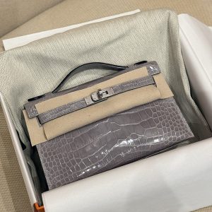 エルメス ミニケリー 値段