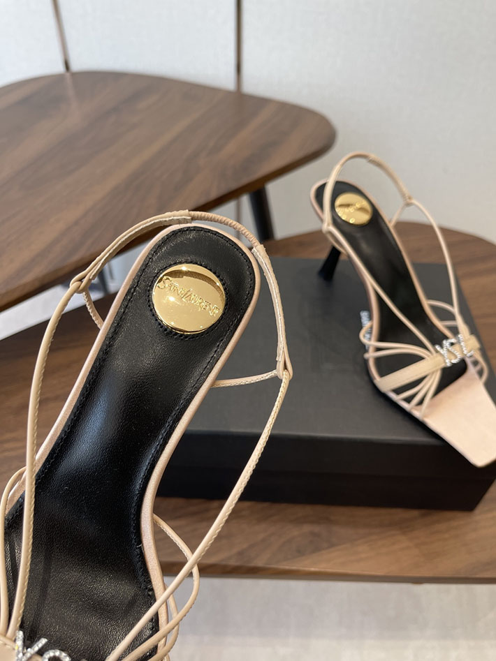 最高級サンローランスーパーコピー YSL 2026年春夏 新作 JERRY sandals in smooth leather ベージュ 2630590 イブサンローラン靴レディース - 画像 (6)