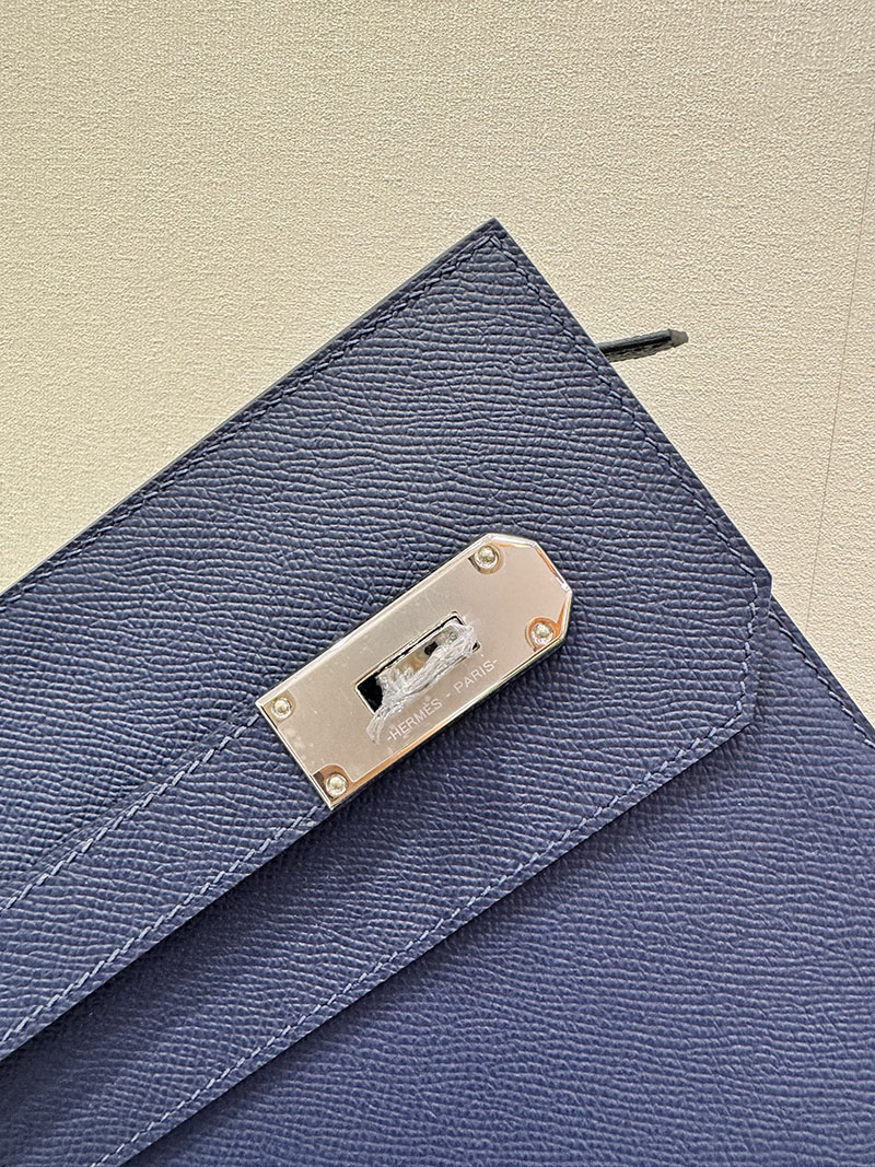 エルメス クラッチバッグの通販 HERMES ポーチ アカデミ ブルーサフィール ヴォー・エプソン シルバー金具 H086976CK73 エルメス ポーチ - 画像 (6)