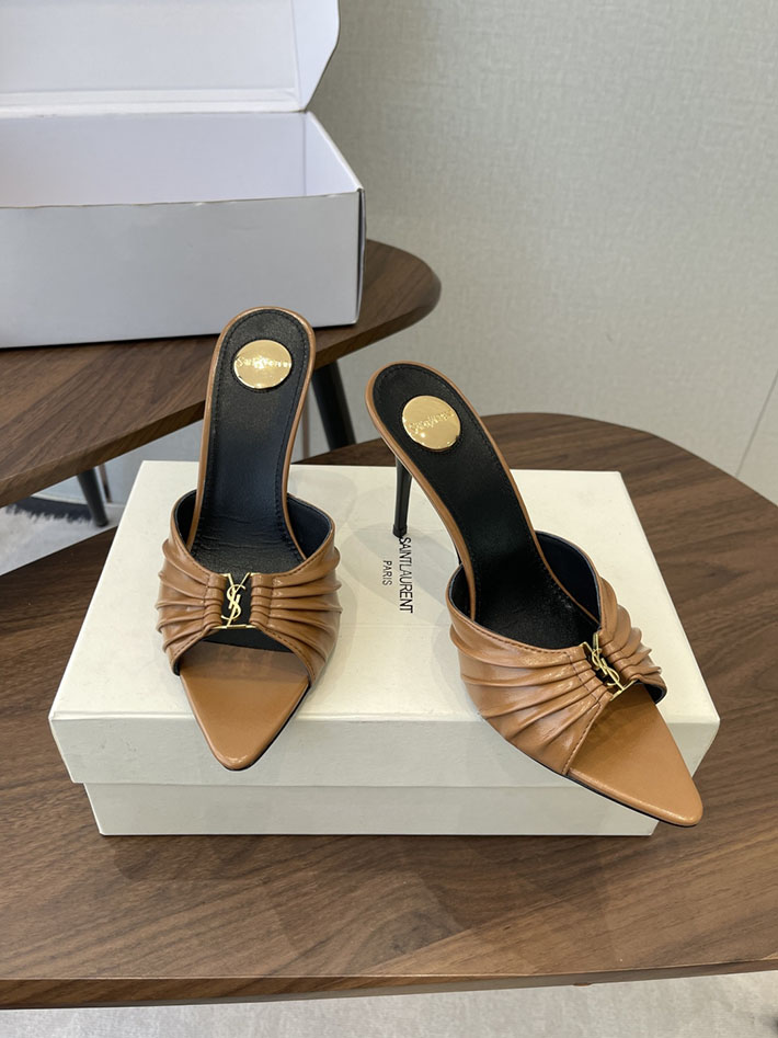最高級サンローランスーパーコピー YSL 2026新作 95mmヒール バビロン ミュール スムースレザー ブラウン 2630685 ヒールミュール ポインテッドトゥ きれいめ - 画像 (9)