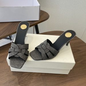 サンダル レディース 歩きやすい