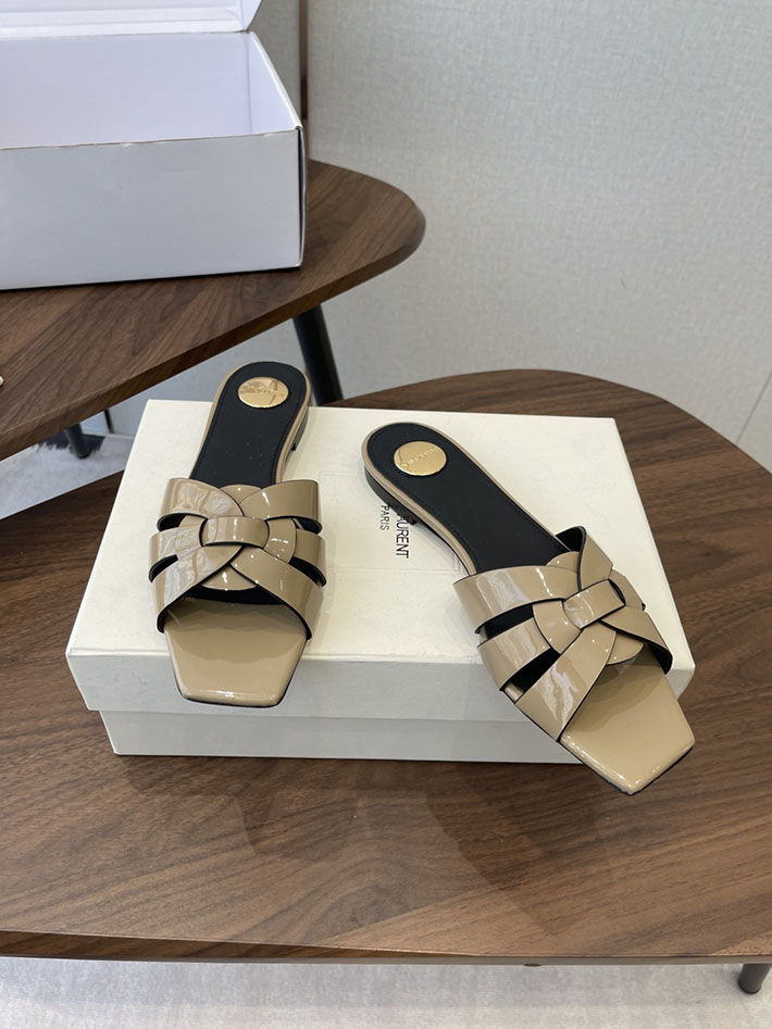 最高級サンローランスーパーコピー YSL 2026 新作 tribute MULES in patent leather グレー 2630709 サン ローラン 靴 レディース - 画像 (9)