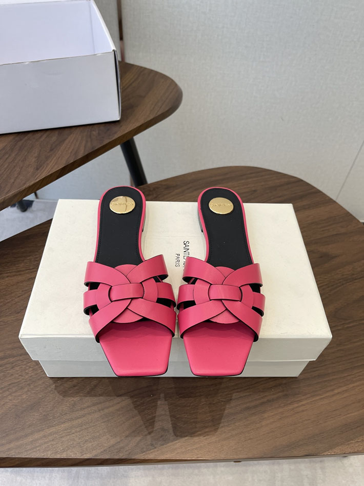最高級サンローランスーパーコピー YSL 2026 新作 tribute MULES in patent leather レッド 2630713 サン ローラン サンダル アウトレット - 画像 (3)