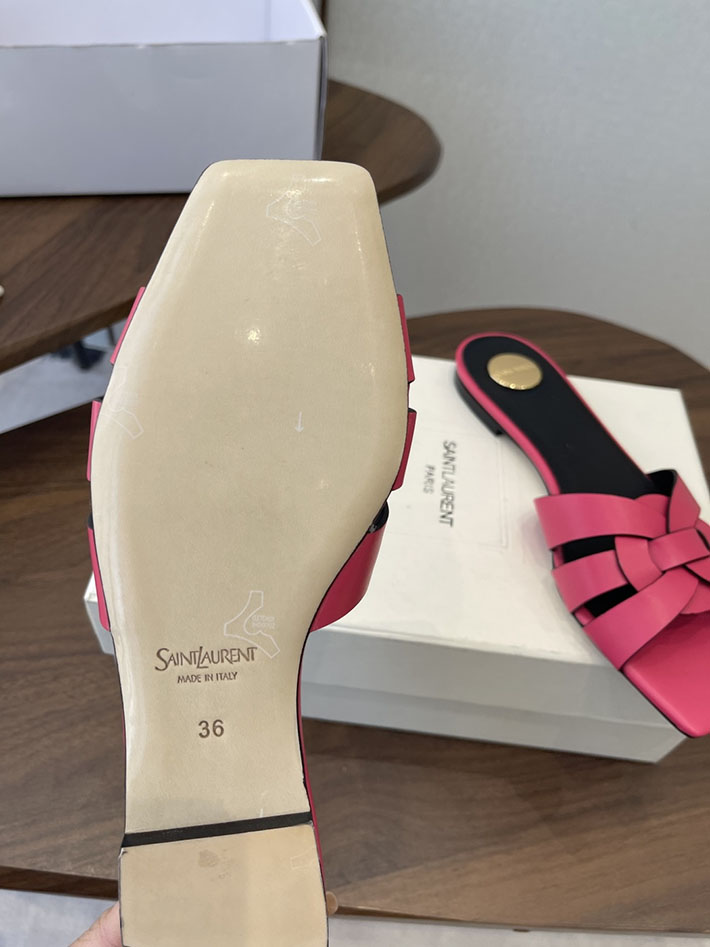 最高級サンローランスーパーコピー YSL 2026 新作 tribute MULES in patent leather ピンク 2630716 大阪 靴屋 大型店 - 画像 (4)