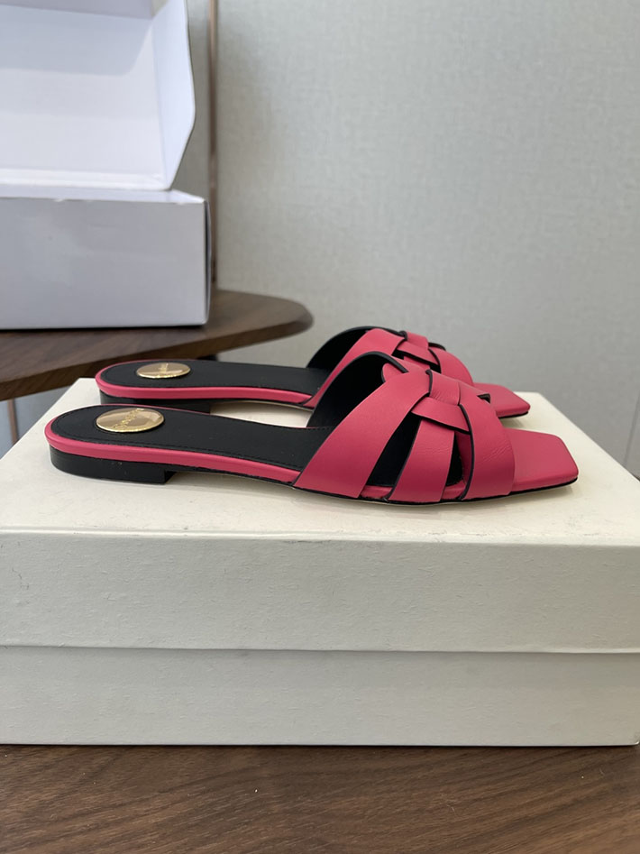 最高級サンローランスーパーコピー YSL 2026 新作 tribute MULES in patent leather ピンク 2630716 大阪 靴屋 大型店 - 画像 (2)