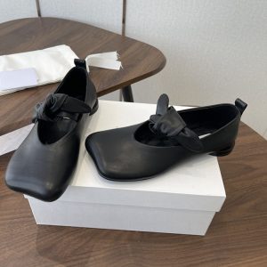 バレエシューズ レディース 歩きやすい