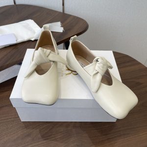 バレエシューズ レディース ブランド